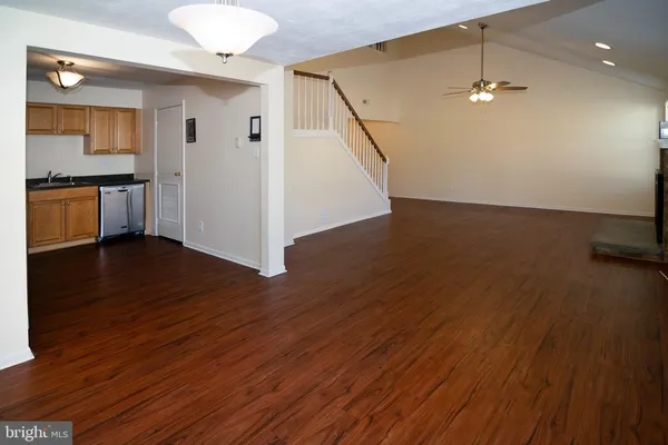 $250,000 | 231 Willow Turn, Mount Laurel, NJ 08054