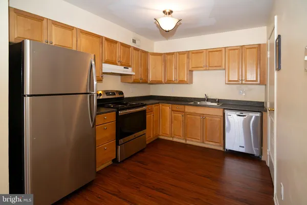 $250,000 | 231 Willow Turn, Mount Laurel, NJ 08054