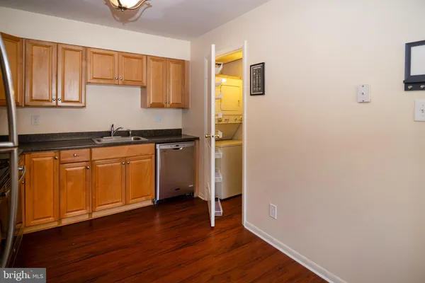 $250,000 | 231 Willow Turn, Mount Laurel, NJ 08054