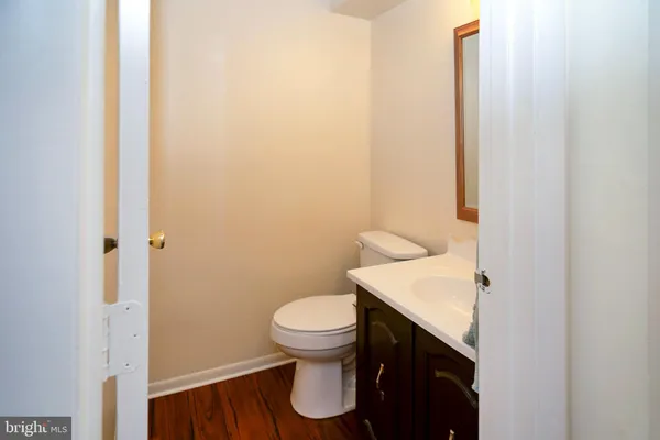 $250,000 | 231 Willow Turn, Mount Laurel, NJ 08054