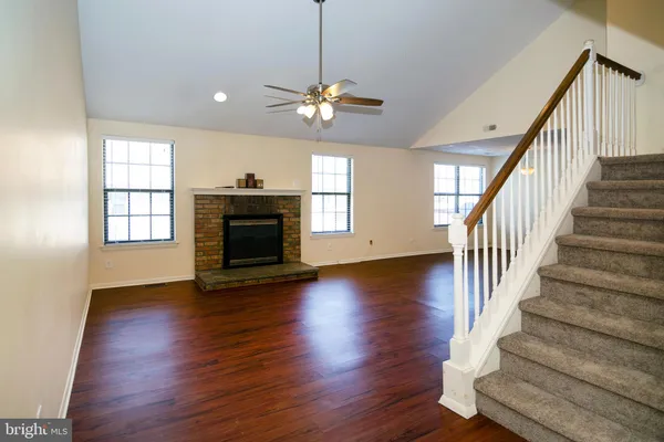 $250,000 | 231 Willow Turn, Mount Laurel, NJ 08054