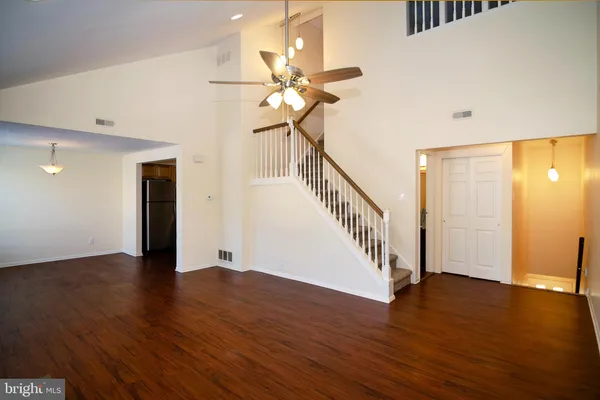 $250,000 | 231 Willow Turn, Mount Laurel, NJ 08054