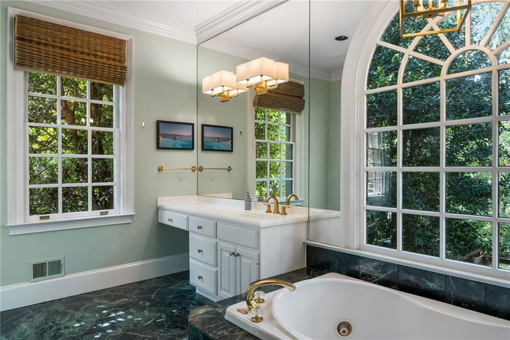 4777 Riverview Road Northwest Sandy Springs, GA 30327 - Photo 31 of 65 Gallery Image 31