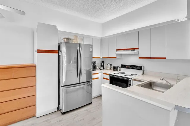 $199,000 | 5395 Firenze Drive, Unit O, Boynton Beach, FL 33437