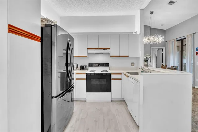 $199,000 | 5395 Firenze Drive, Unit O, Boynton Beach, FL 33437