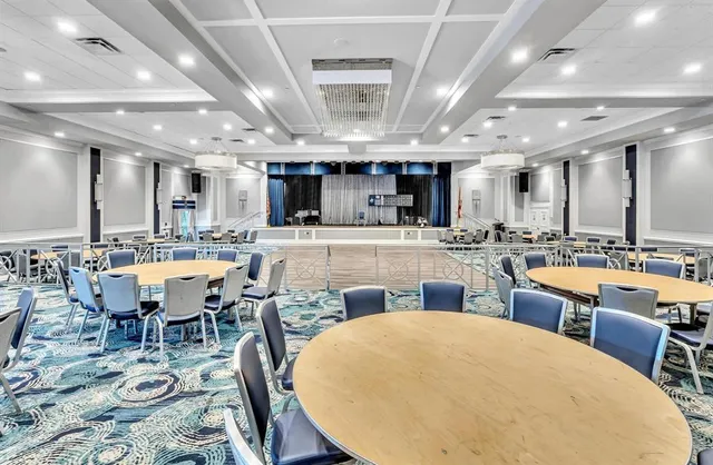 $199,000 | 5395 Firenze Drive, Unit O, Boynton Beach, FL 33437