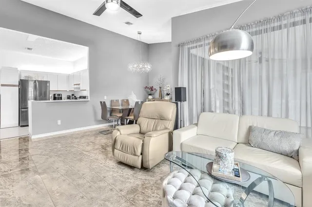 $199,000 | 5395 Firenze Drive, Unit O, Boynton Beach, FL 33437