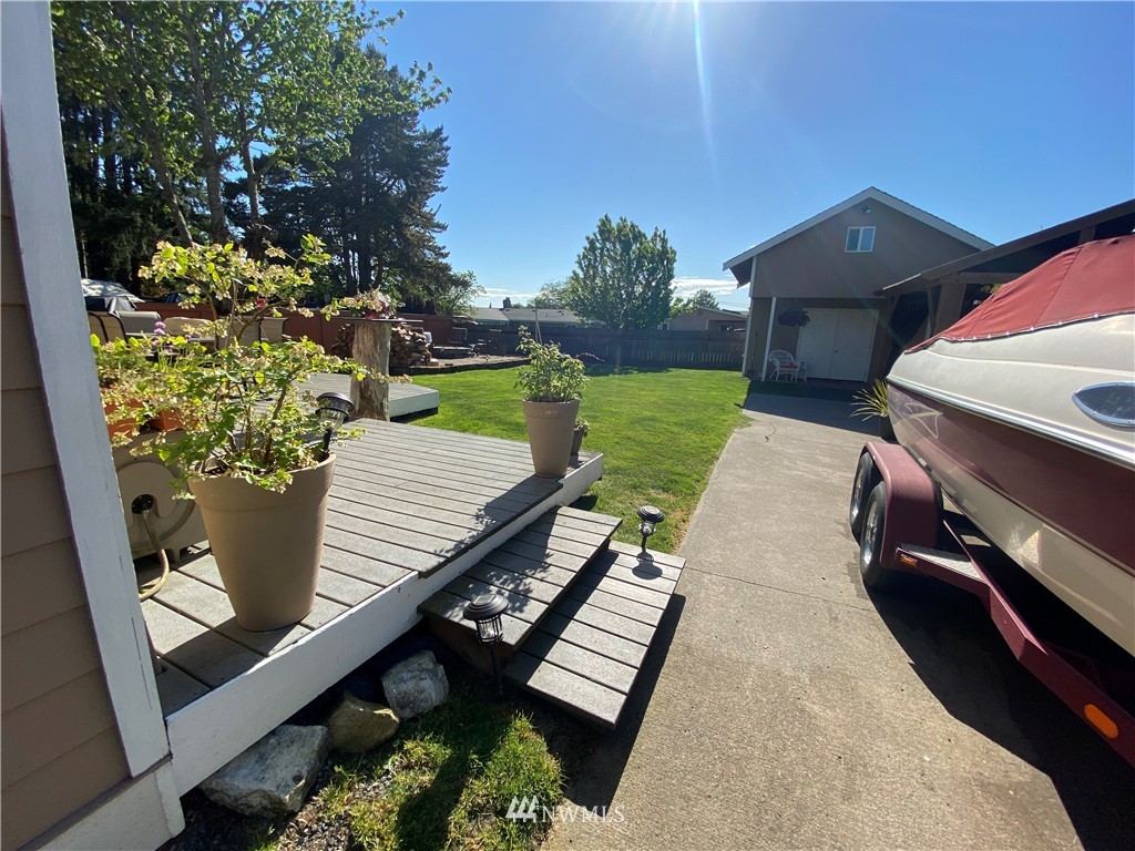563 Pasco Avenue Northeast Renton, WA 98059 - Photo 31 of 37