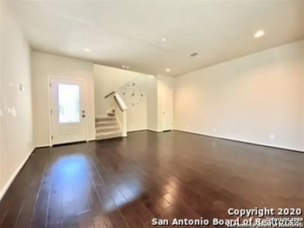 $2,100 | 7106 Sunny Day, San Antonio, TX 78240