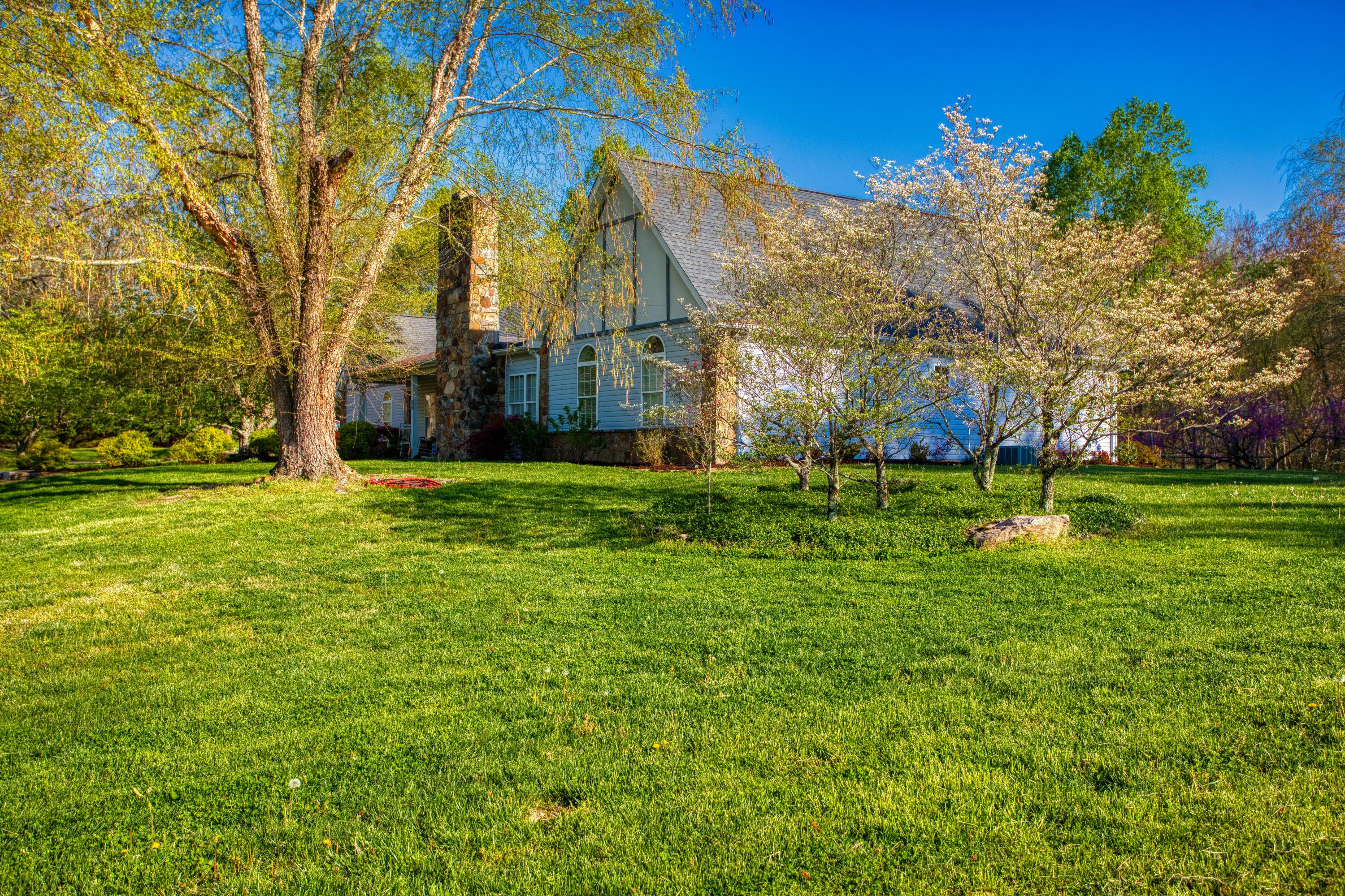 325 Old Wes Baldwin Road Jamestown, TN 38556 - Photo 22 of 37 Side View