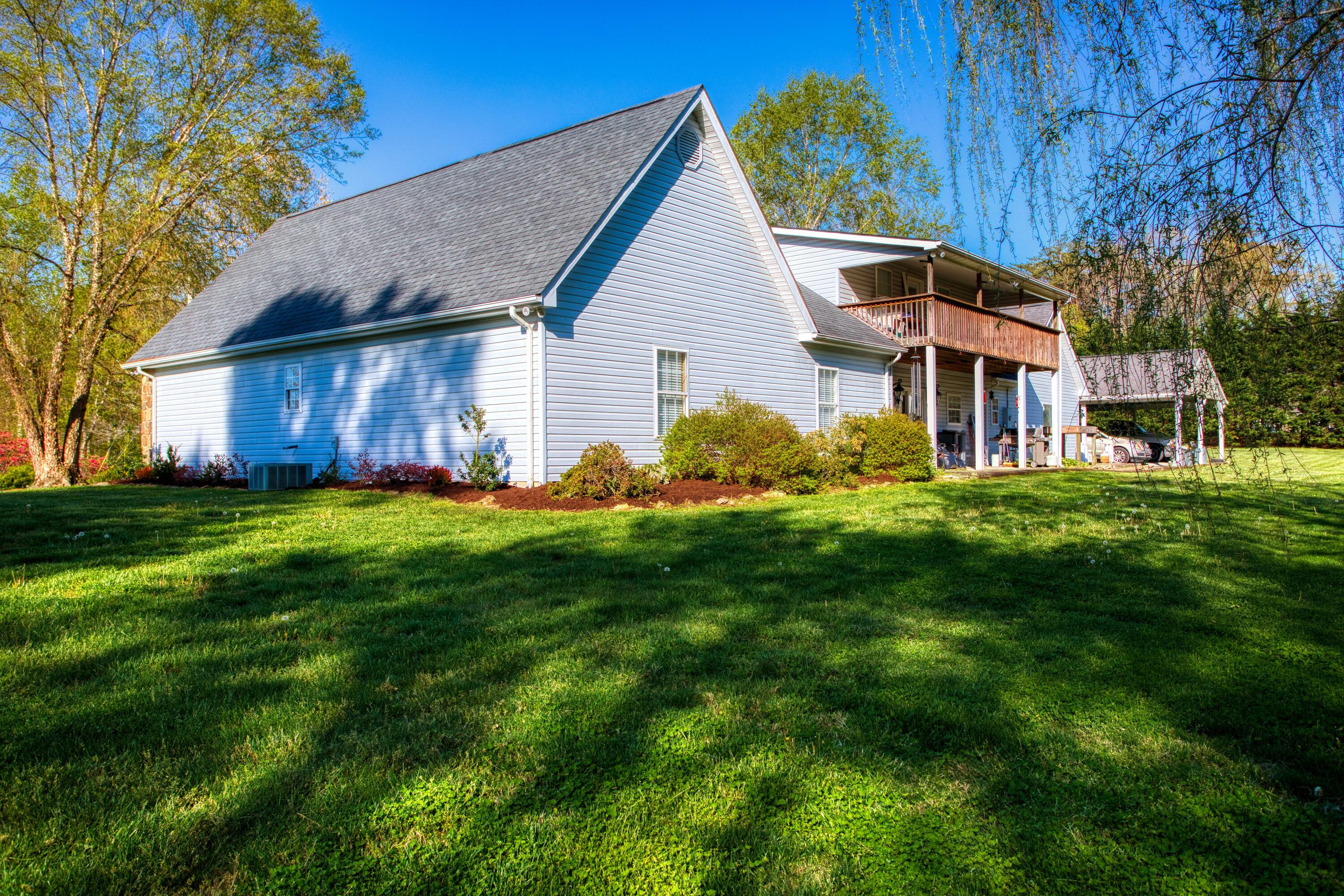 325 Old Wes Baldwin Road Jamestown, TN 38556 - Photo 25 of 37 Back View