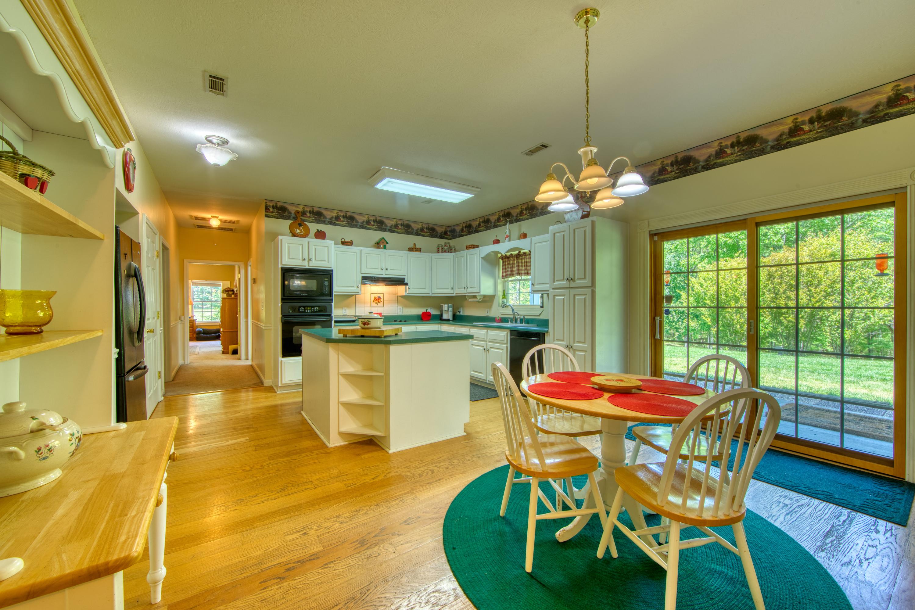 Breakfast Room