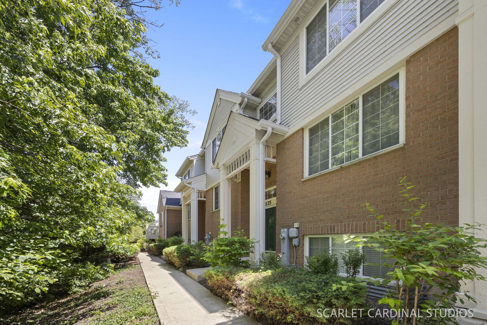 2125 West Concord Lane Addison, IL 60101 - Photo 1 of 25