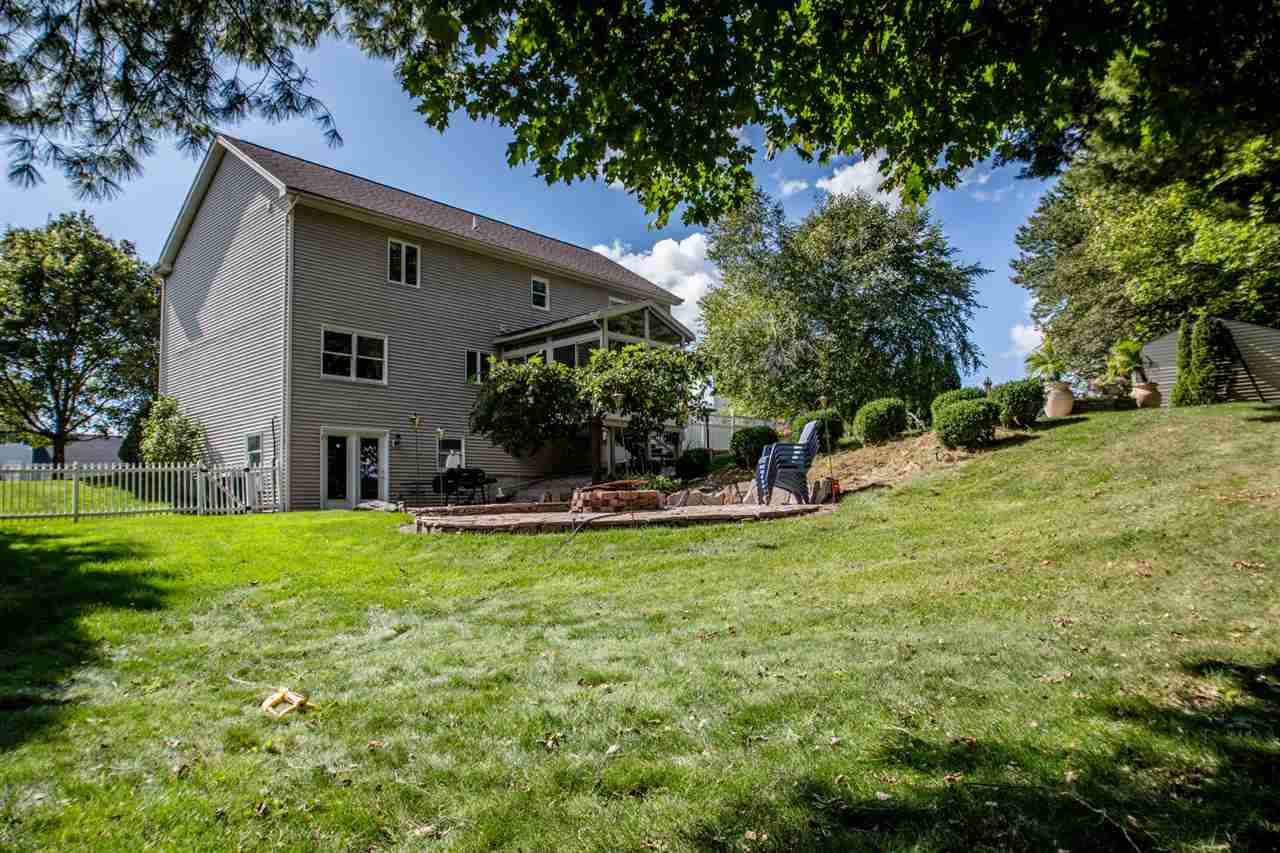 17 Juniper Ridge Road Essex Junction, VT 05452 - Photo 4 of 38 Gallery Image 4