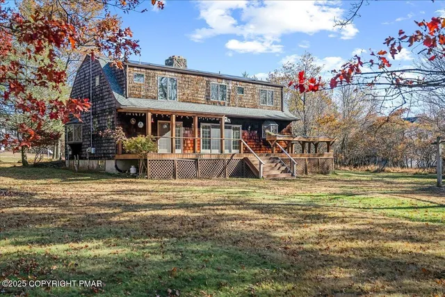 $399,000 | 2443 Tacoma Drive, Blakeslee, PA 18610