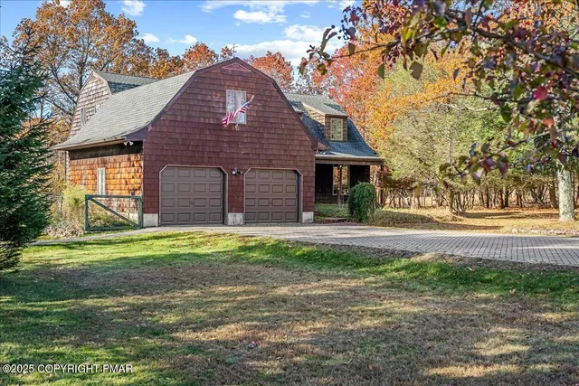 $399,000 | 2443 Tacoma Drive, Blakeslee, PA 18610