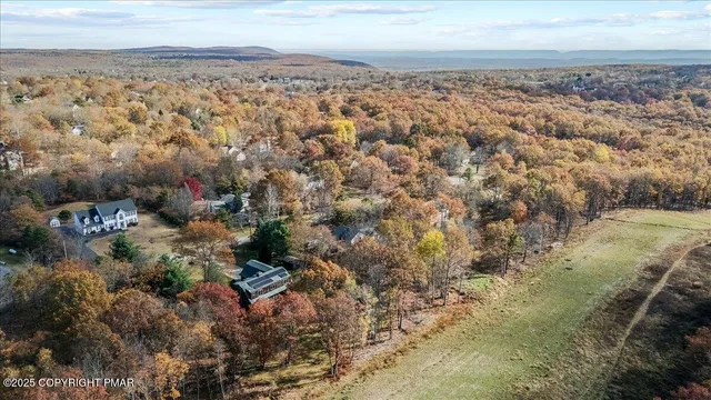 $399,000 | 2443 Tacoma Drive, Blakeslee, PA 18610