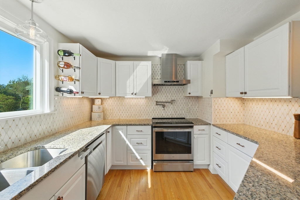 56 Frost Road Tyngsboro, MA 01879 - Photo 12 of 36 Gallery Image 12