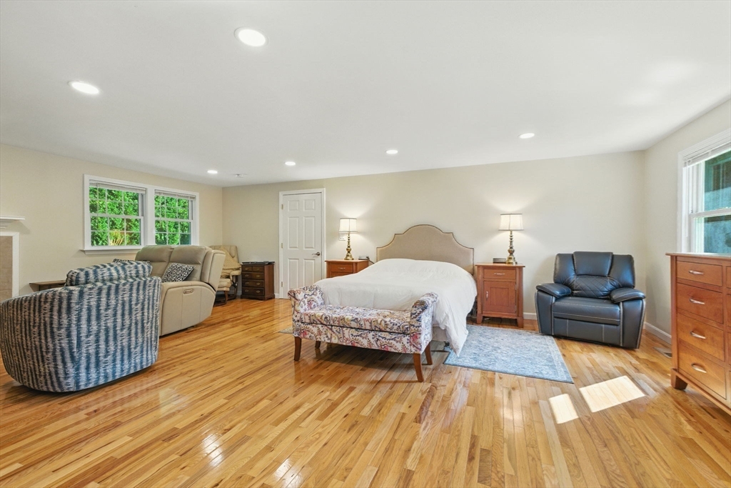 56 Frost Road Tyngsboro, MA 01879 - Photo 18 of 36 Gallery Image 18
