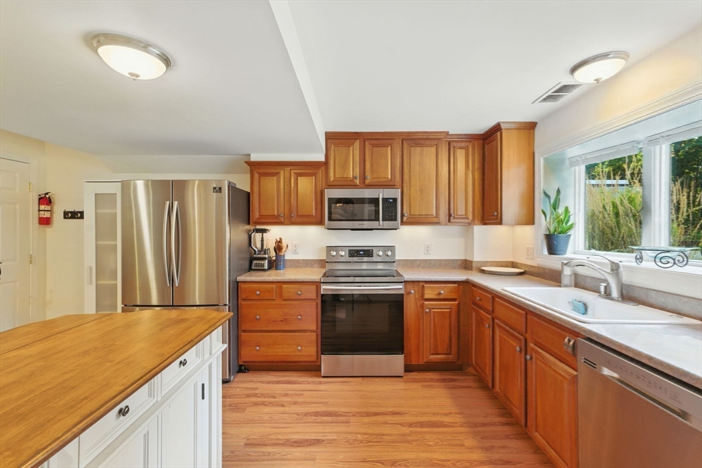 56 Frost Road Tyngsboro, MA 01879 - Photo 31 of 36 Gallery Image 31