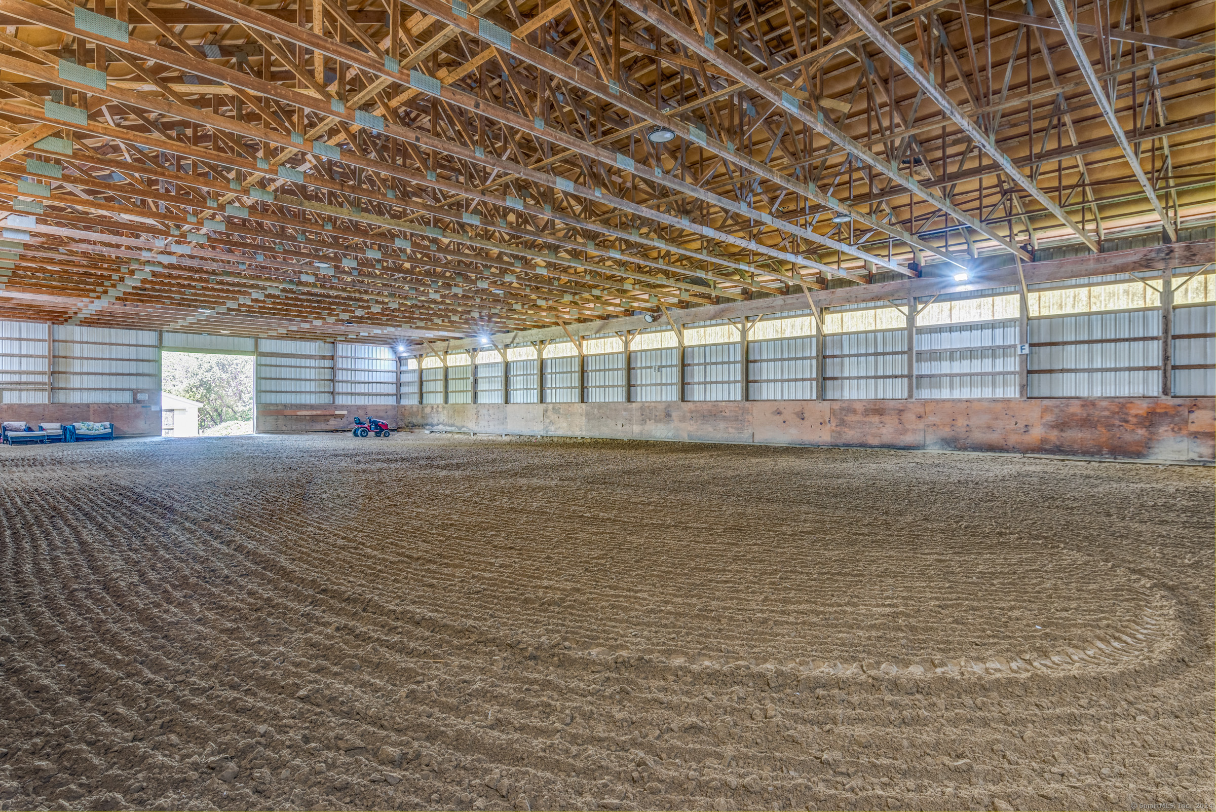 402 Perrin Road Woodstock, CT 06281 - Photo 33 of 40 a view of an ocean