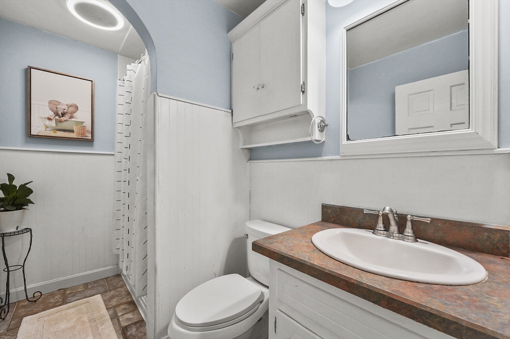 6 Winter Street Georgetown, MA 01833 - Photo 15 of 35 Gallery Image 15