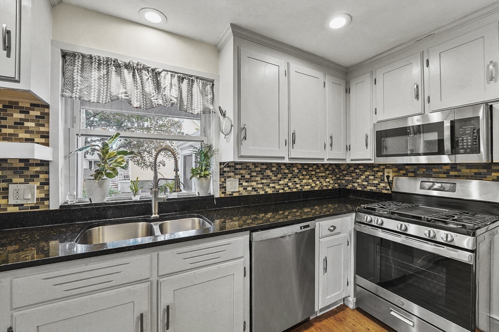 6 Winter Street Georgetown, MA 01833 - Photo 8 of 35 Gallery Image 8