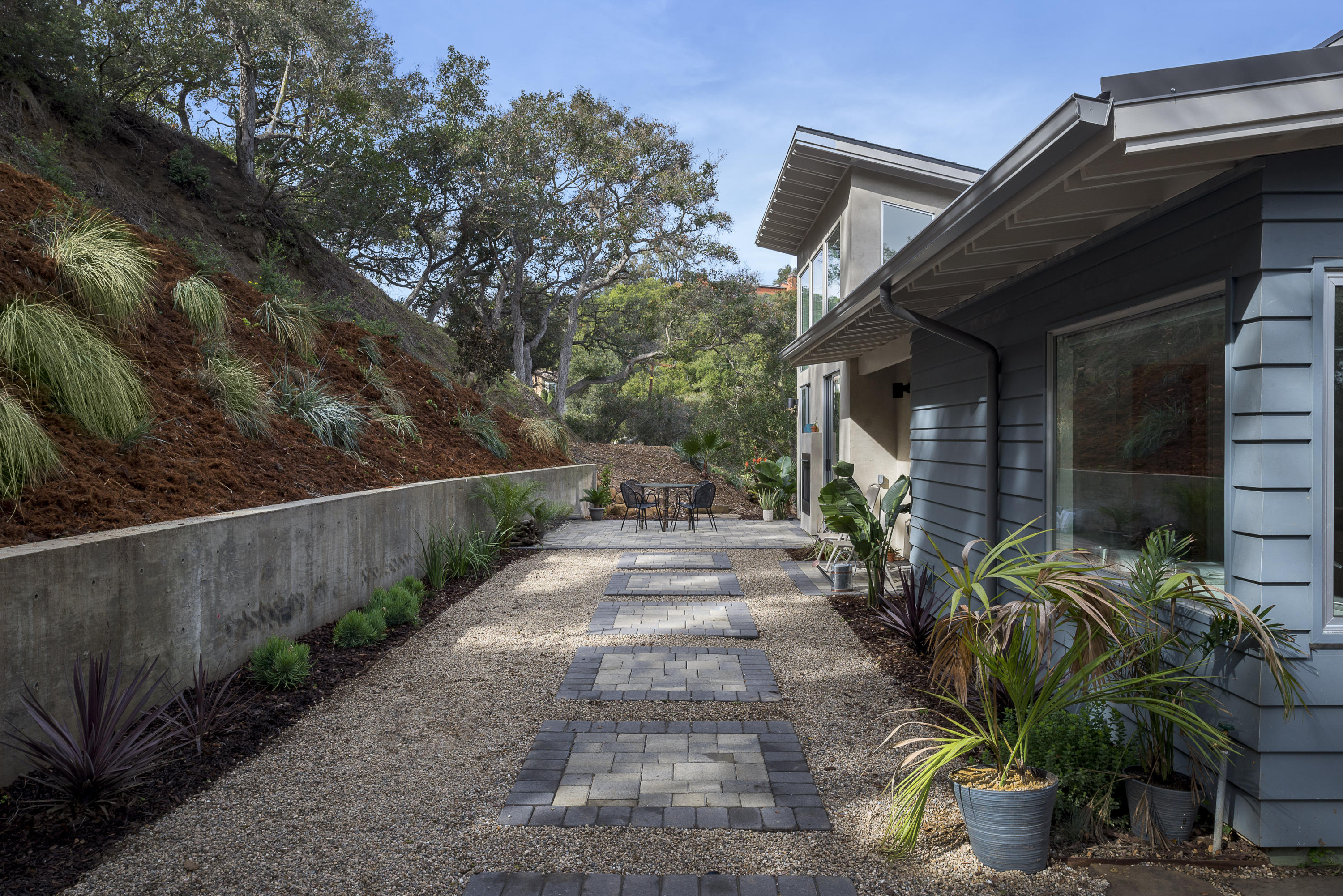1123 Manitou Road Santa Barbara, CA 93101 - Photo 5 of 18 BackYard3
