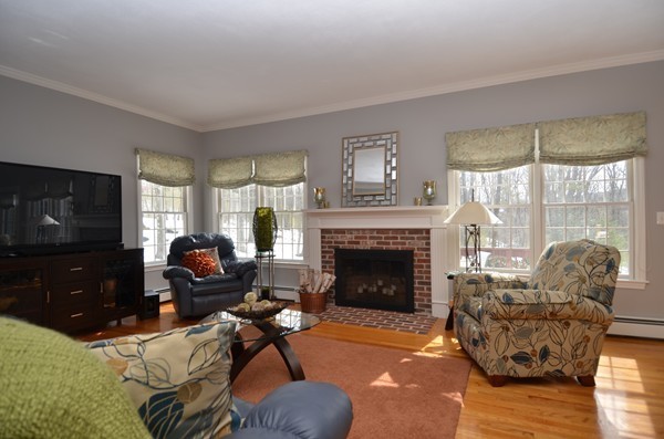 19 Priest Road Berlin, MA 01503 - Photo 7 of 23 Gallery Image 7