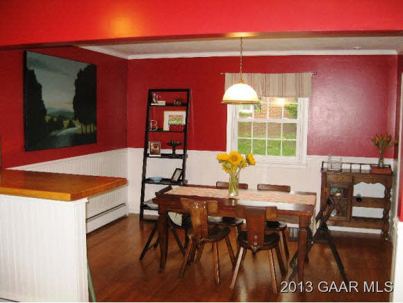 1408 Hollins Road Waynesboro, VA 22980 - Photo 5 of 15 Gallery Image 5