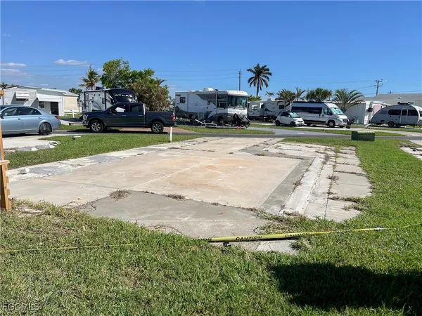 $65,500 | 19681 Summerlin 563k Road, Fort Myers, FL 33908