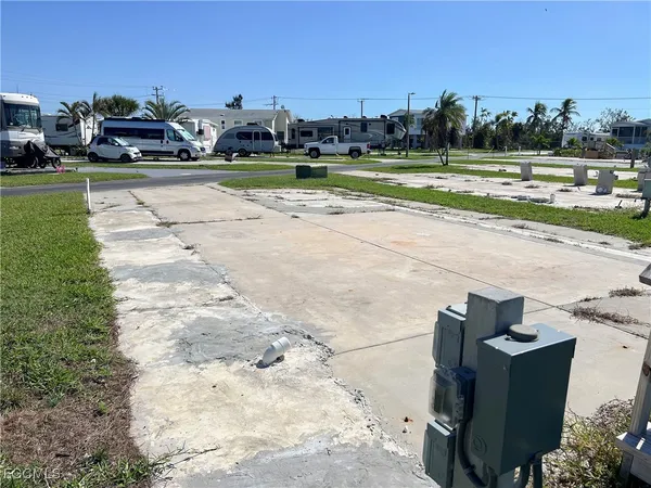 $65,500 | 19681 Summerlin 563k Road, Fort Myers, FL 33908