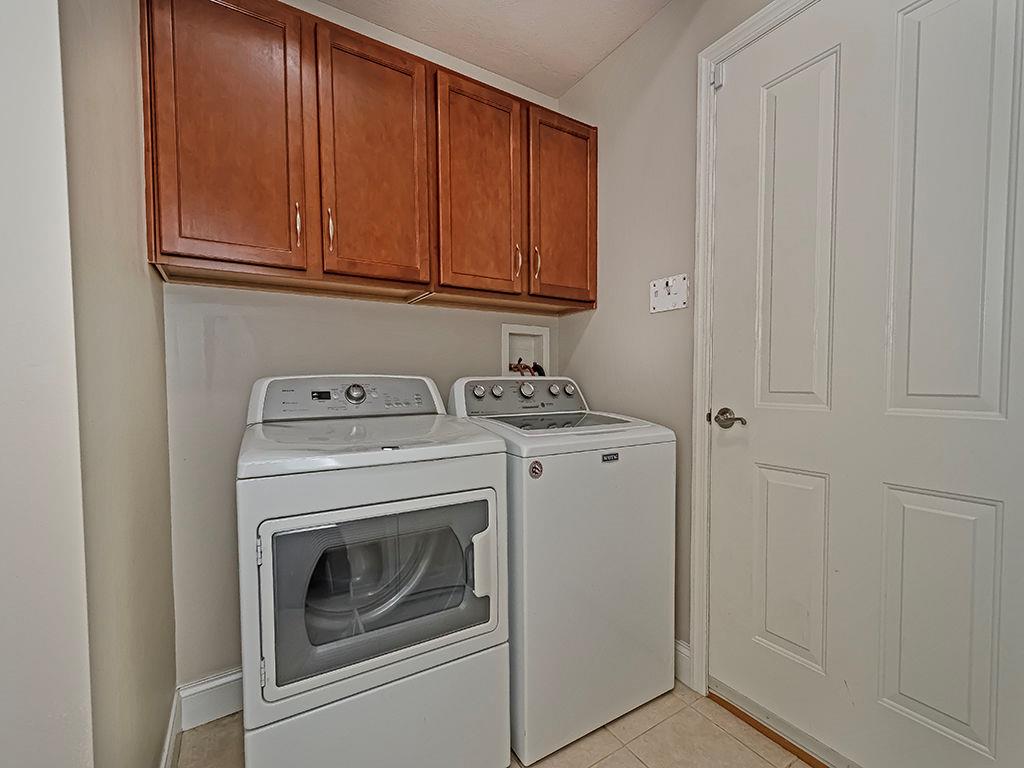 235 Berkeley Way Monroeville, PA 15146 - Photo 14 of 29