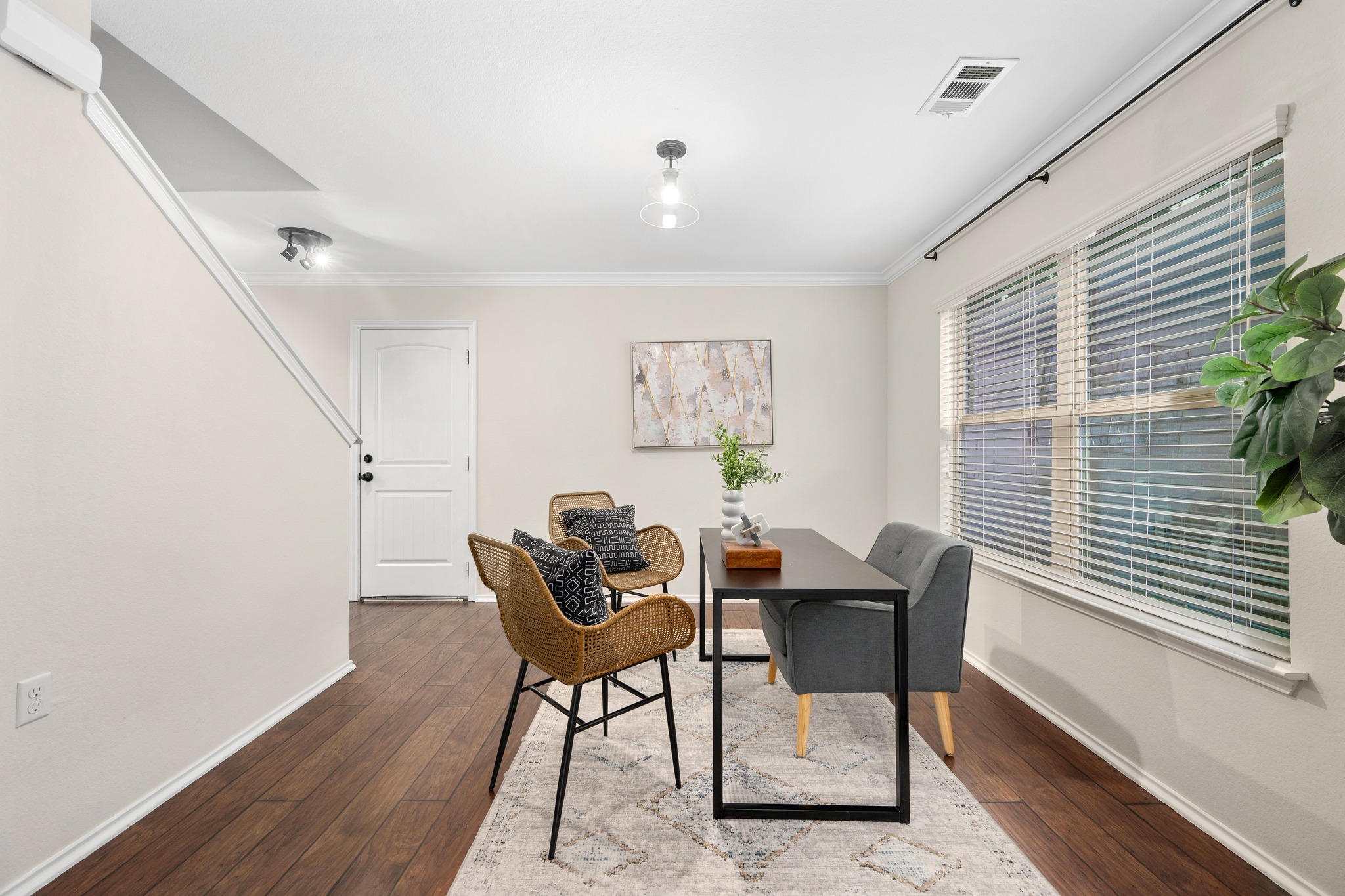 7108 Crestone Road Austin, TX 78744 - Photo 13 of 34