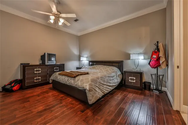 $3,950 | 1005 Memorial Village Drive, Houston, TX 77024