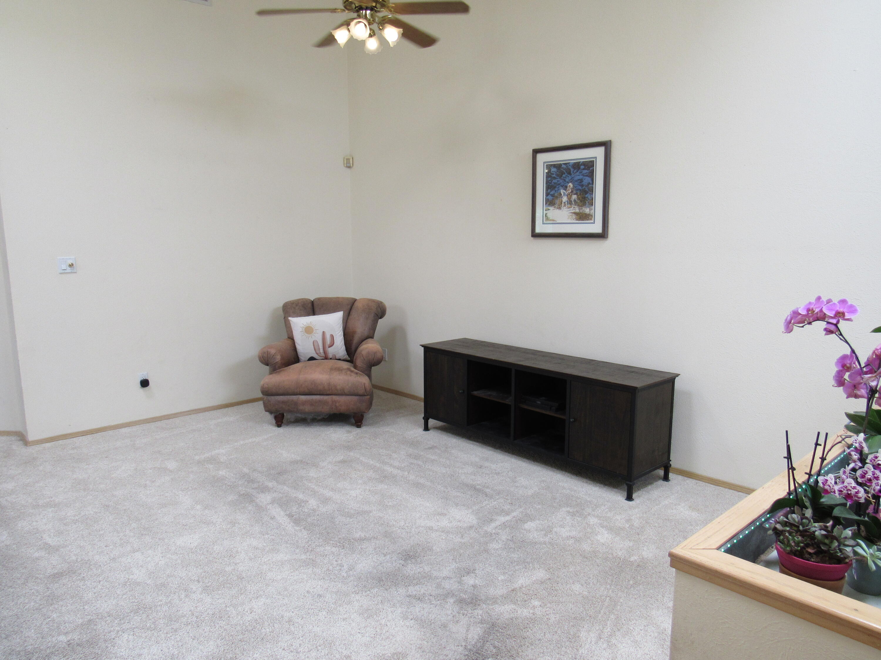 9917 Denali Road Northeast Albuquerque, NM 87111 - Photo 17 of 38 Gallery Image 17