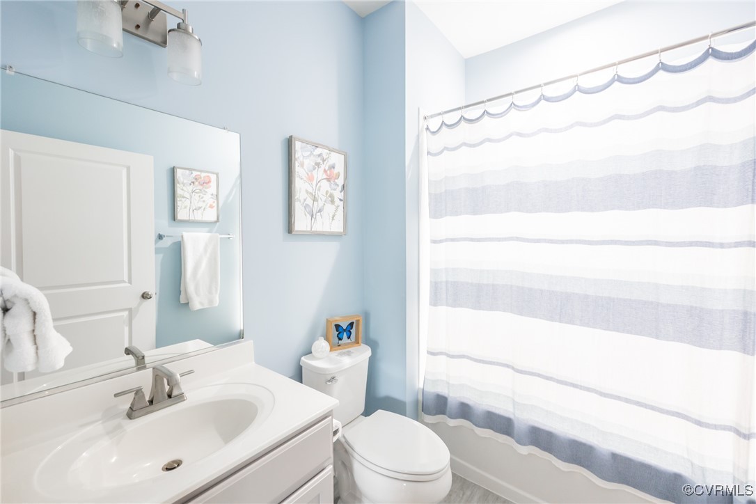 4143 Cambrian Circle Midlothian, VA 23112 - Photo 17 of 37 a bathroom with a sink toilet and shower
