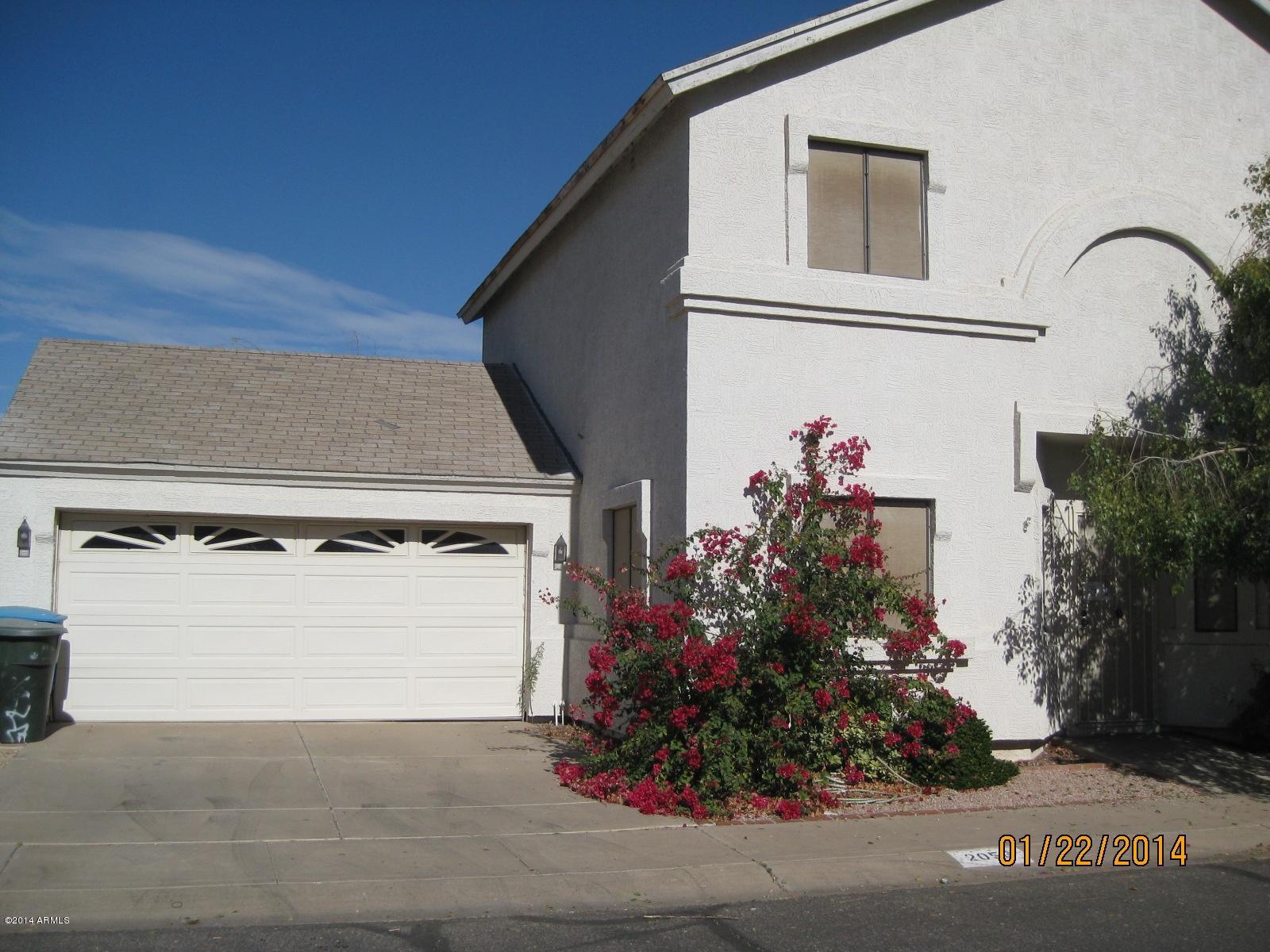 2056 West Ronald Road Phoenix, AZ 85029 - Photo 1 of 13 IMG_3026