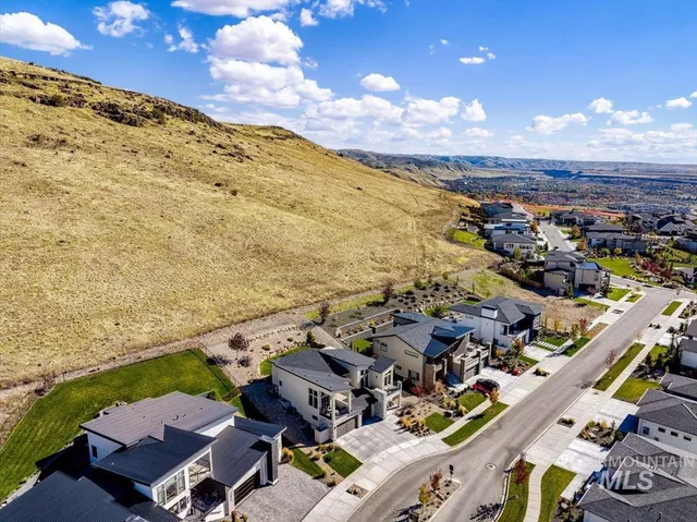 $1,399,000 | 1544 South Trent Point Way, Boise, ID 83712