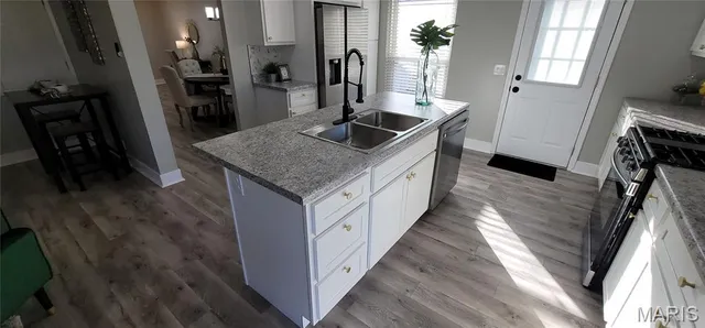 $289,700 | 3072 Wintergreen Drive, Florissant, MO 63033