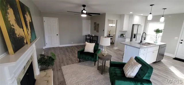 $289,700 | 3072 Wintergreen Drive, Florissant, MO 63033