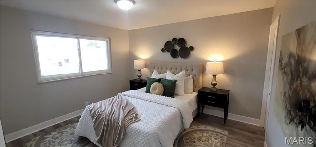 $289,700 | 3072 Wintergreen Drive, Florissant, MO 63033