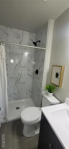 $289,700 | 3072 Wintergreen Drive, Florissant, MO 63033