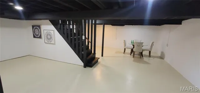 $289,700 | 3072 Wintergreen Drive, Florissant, MO 63033