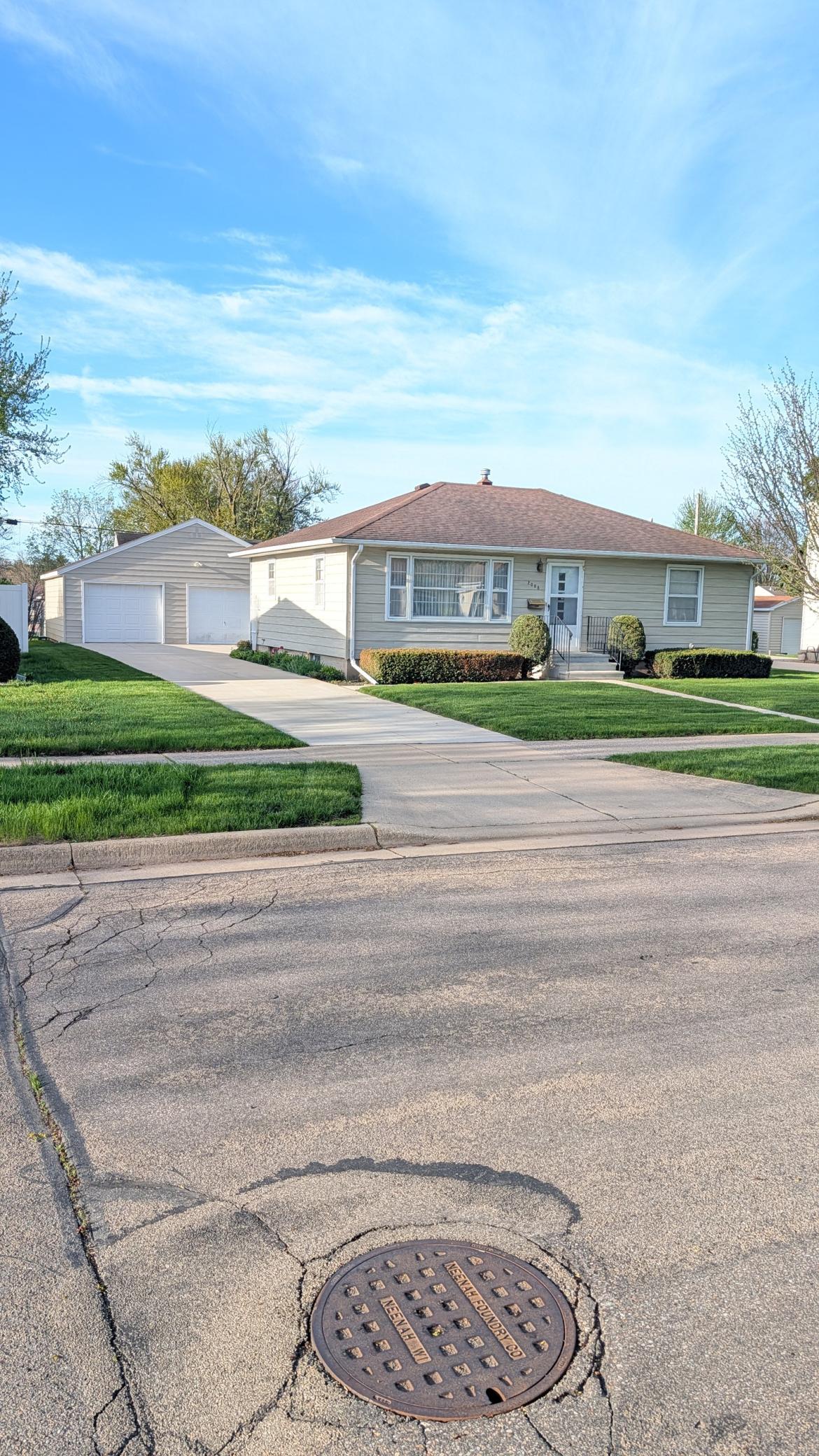 2008 2nd Avenue Southeast Austin, MN 55912 - Photo 1 of 25
