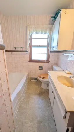 $239,000 | 2008 2nd Avenue Southeast, Austin, MN 55912