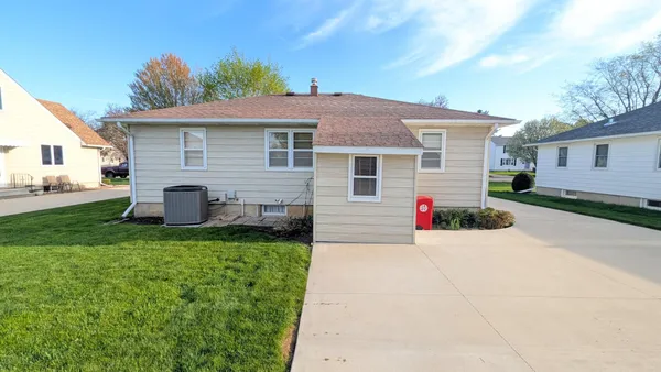 $239,000 | 2008 2nd Avenue Southeast, Austin, MN 55912