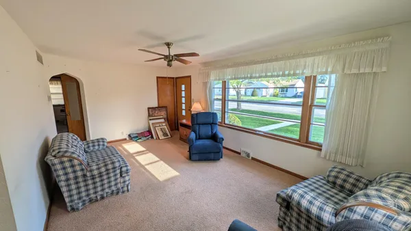 $239,000 | 2008 2nd Avenue Southeast, Austin, MN 55912