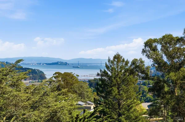 $3,195,000 | 32 Edgewood Avenue, Mill Valley, CA 94941