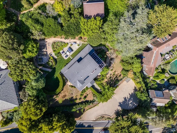$3,195,000 | 32 Edgewood Avenue, Mill Valley, CA 94941